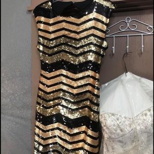 Black & gold sequins